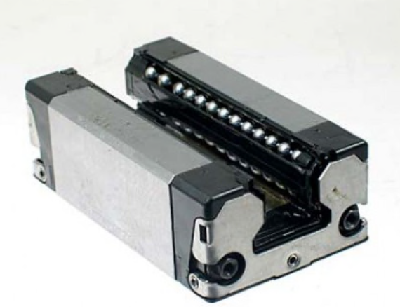 0000740104G Linear Bearing